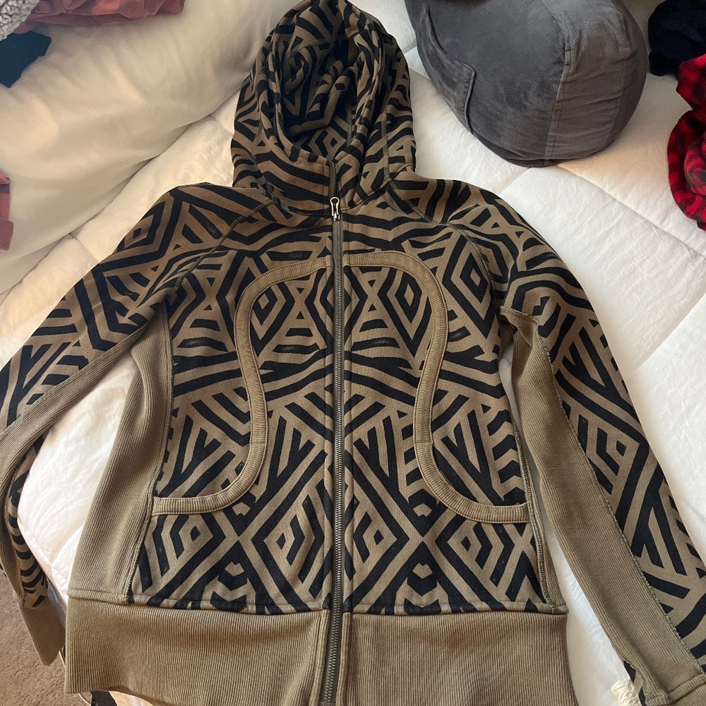 LULULEMON SCUBA JACKET